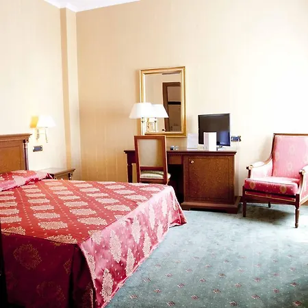 Hotel Jolly