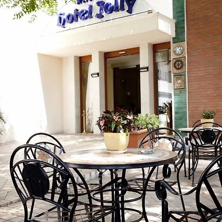 Hotel Jolly